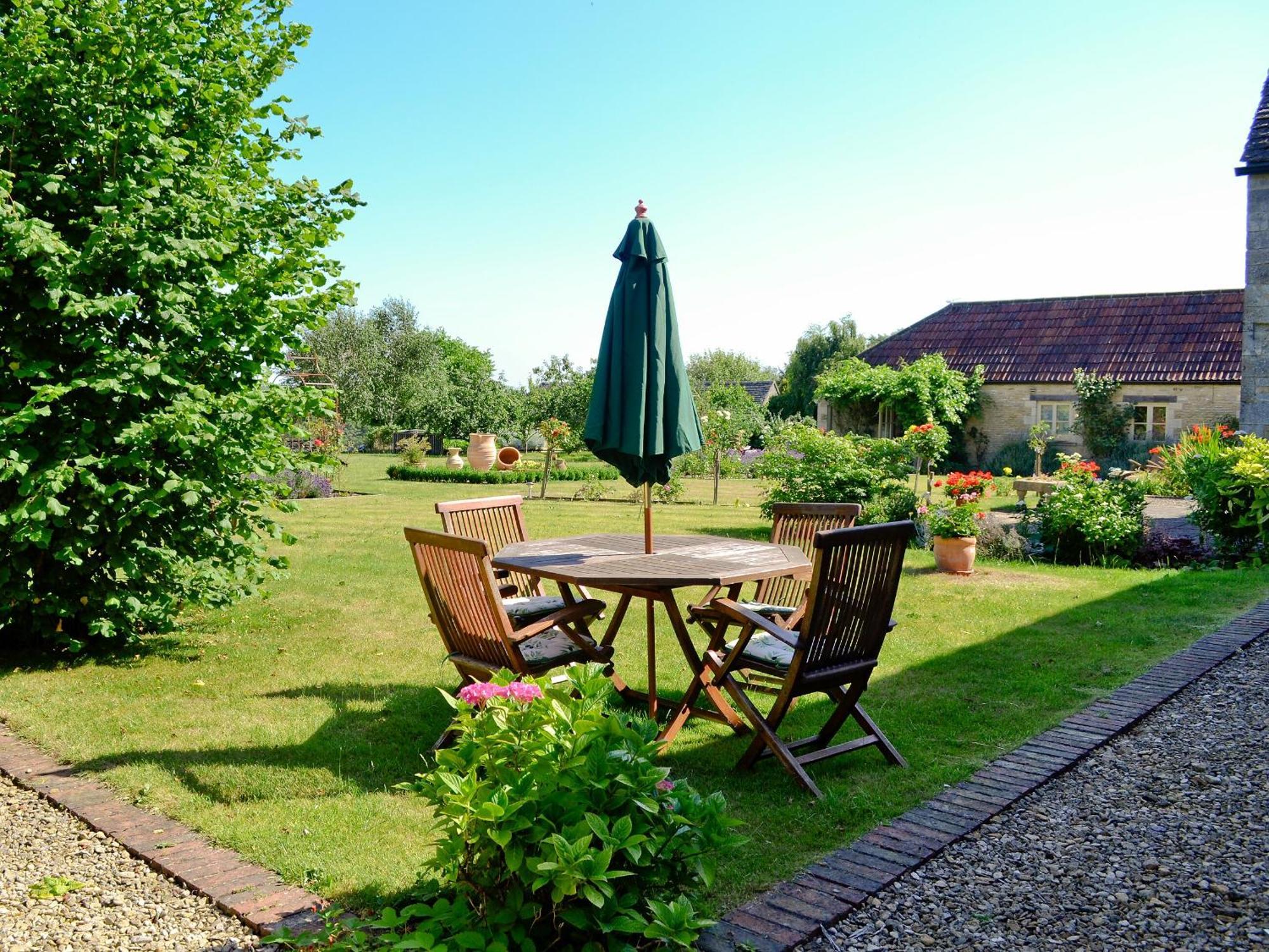 La Caleche Villa Cirencester Exterior photo
