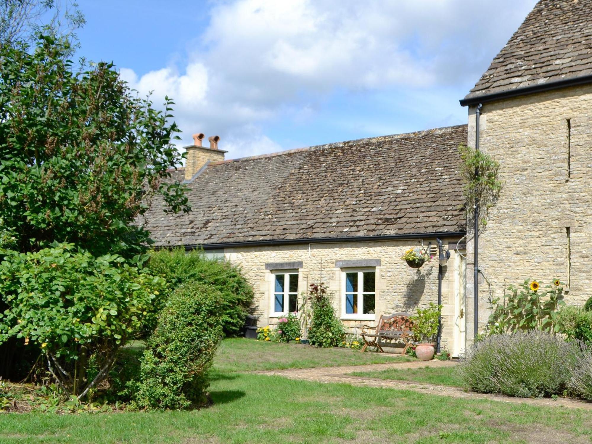 La Caleche Villa Cirencester Exterior photo